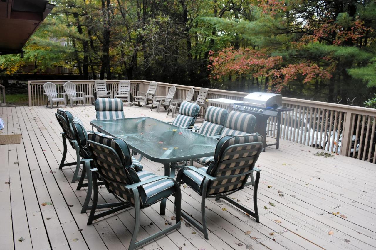 5 Bdr Cabin Game Rm Large Deck Fireplace Firetable Lake Harmony Buitenkant foto